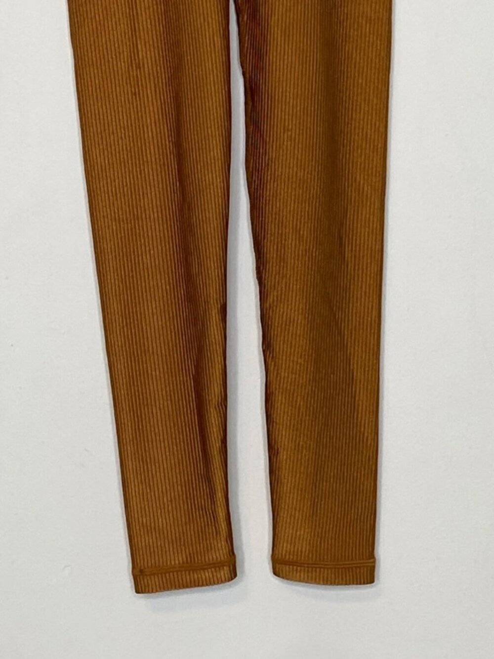 Offline by Aerie Pleated Leggings Size X-Small Ribbed High Rise Shiny Orange - Picture 4 of 9